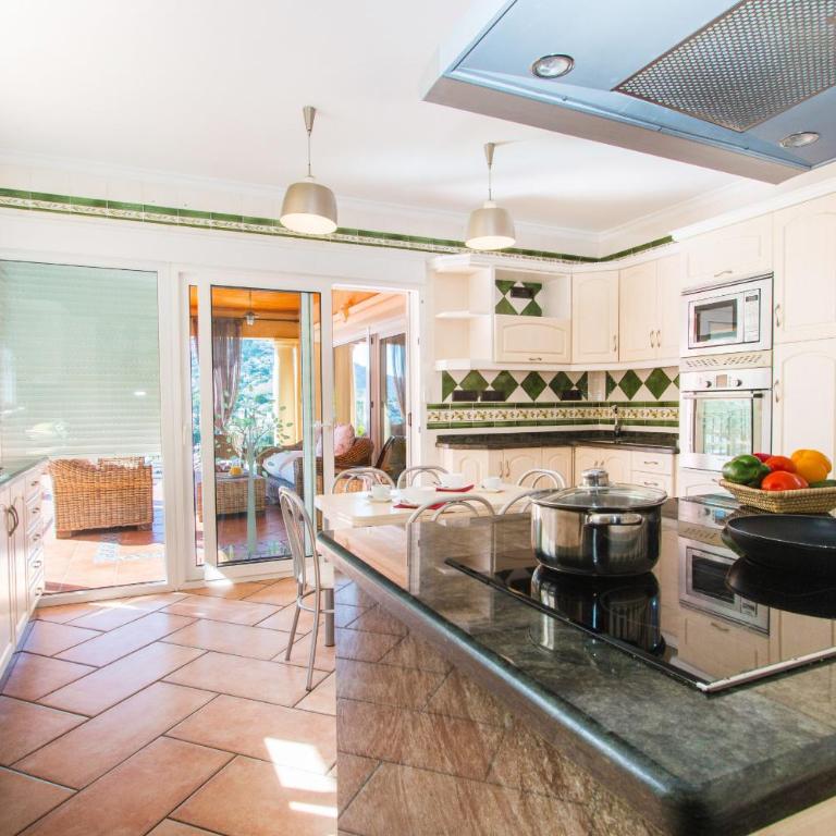 Villa Encanto - PlusHolidays - Villa Deluxe - 19