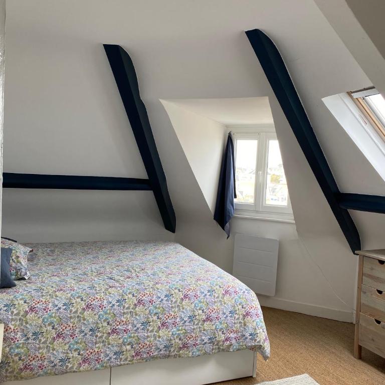 appartement Dinard hyper centre plage de l'Ecluse - Two-Bedroom Apartment - 7