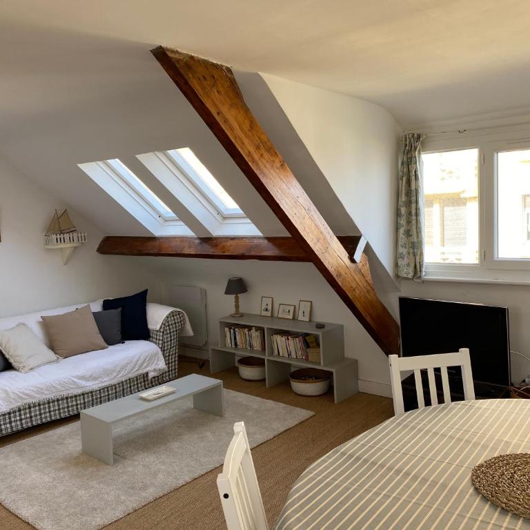 appartement Dinard hyper centre plage de l'Ecluse - Two-Bedroom Apartment - 2