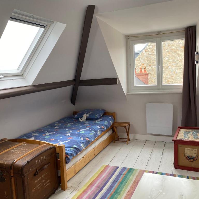 appartement Dinard hyper centre plage de l'Ecluse - Two-Bedroom Apartment - 9