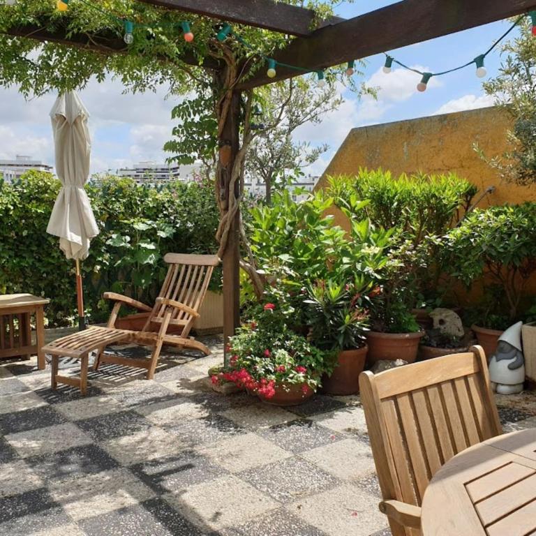 Apt quiet and bright with large terrace - Appartement - 14
