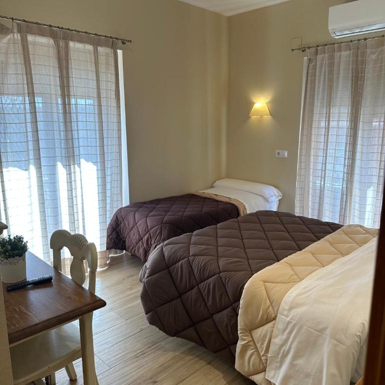 Toledo Plaza - Camera Matrimoniale con Letto Supplementare - 3