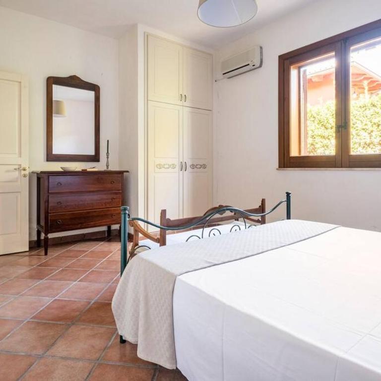 {Villa Jacuzzi Privata}sul mare di Fontane Bianche - Villa con vistas al jardín - 12