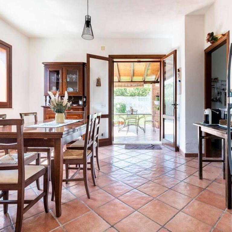 {Villa Jacuzzi Privata}sul mare di Fontane Bianche - Villa con vistas al jardín - 22