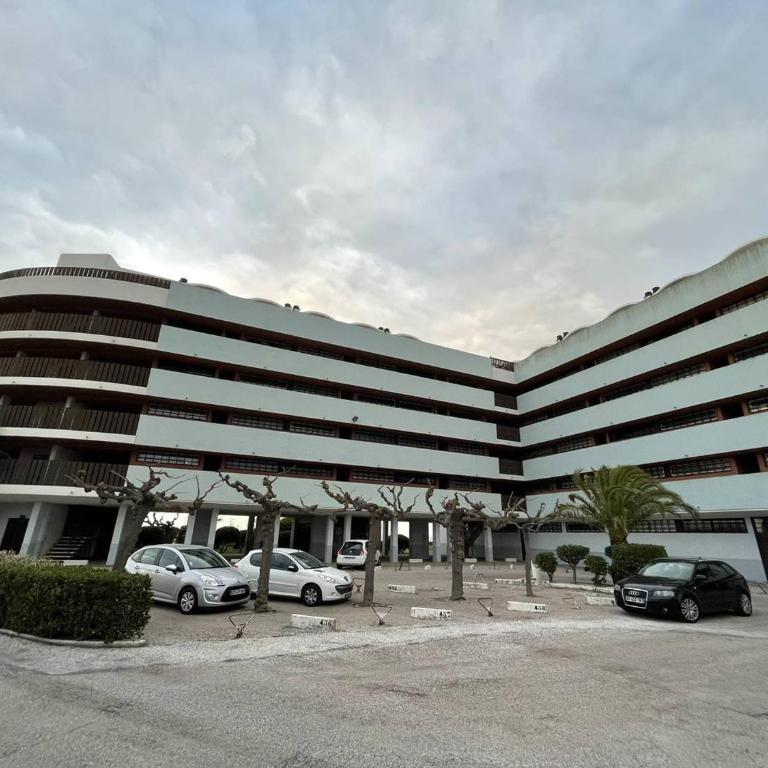 Appartement 2 pièces face plage avec loggia, parking sécurisé et Wifi - Saint-Cyprien - FR-1-106-46 - Apartment - 17