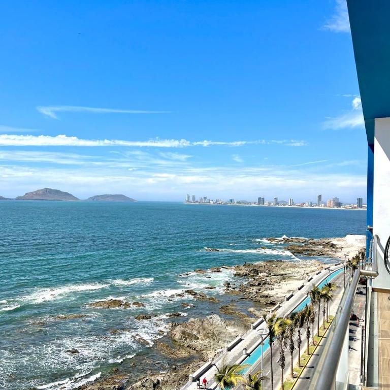 Boca de Cielo 402 Vista al Mar - Two-Bedroom Apartment - 4