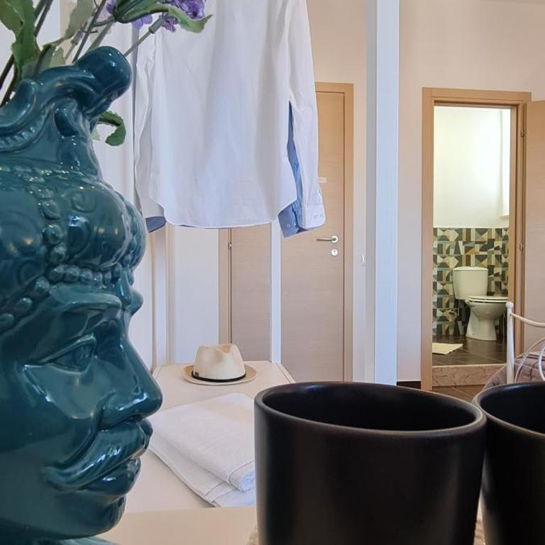 Europa 41 - Double Room with Private Bathroom - 8