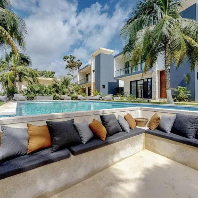 Contemporary poolside Condo, Wi-Fi - Paraiso Kaanal 101 - Apartamento de 2 dormitorios - 21