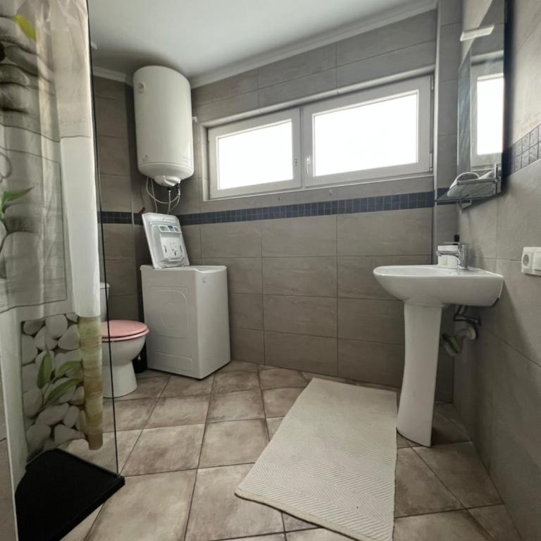 San Agustin apartments , close to the BEACH, with pool! - One-Bedroom Apartment - 6