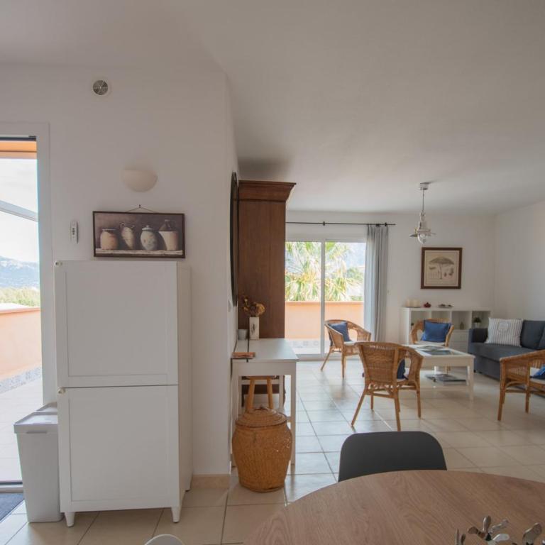 casa notte appart spacieux calme Plage et centre de calvi 15 min à pied - Apartamento - 15