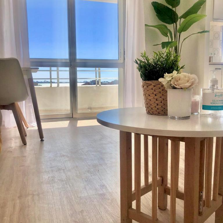 Frente al mar, preciosas vistas, piscinas , valdelagrana - Apartamento de 1 dormitorio - 17