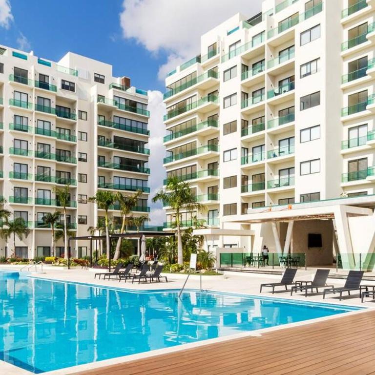 Luxury Condo, 2BR, Fast Internet, Condo Akul - Two-Bedroom Apartment - 4