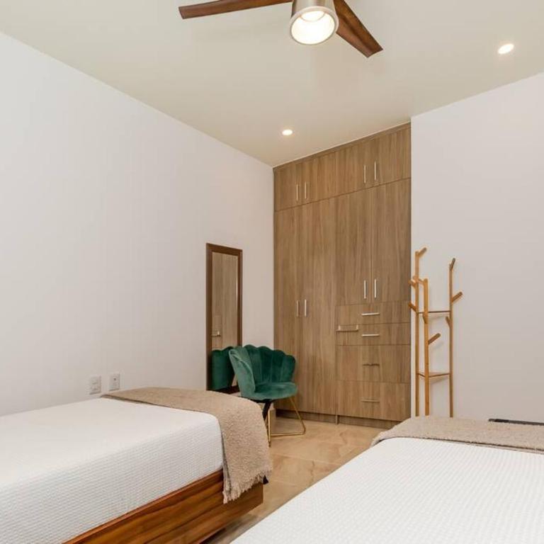 Luxury Condo, 2BR, Fast Internet, Condo Akul - Two-Bedroom Apartment - 21