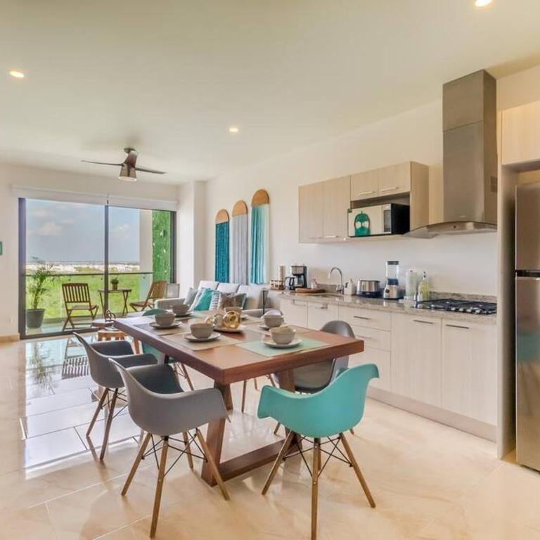 Luxury Condo, 2BR, Fast Internet, Condo Akul - Two-Bedroom Apartment - 31