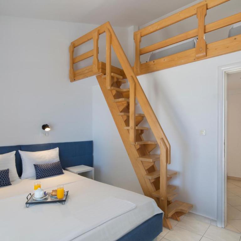 Spa Resort Bečići - Apartman sa Pogledom na Bazen - 17