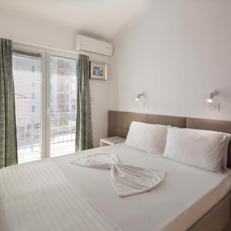 Spa Resort Bečići - Apartman sa Pogledom na Bazen - 36