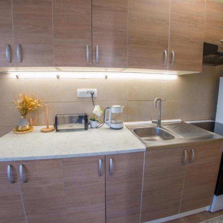 Casa-Naro - One-Bedroom Apartment - 8