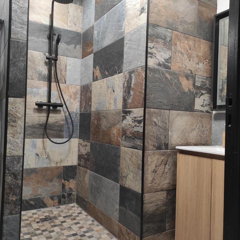 Appartement La Splenzia SPA Jacuzzi wifi clim - One-Bedroom Apartment - 5