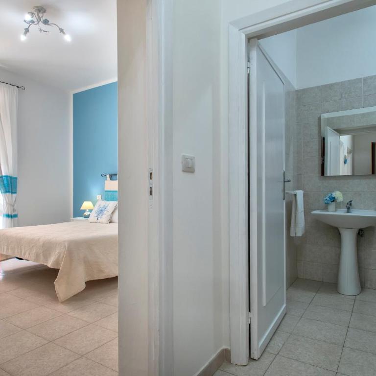 Casa Vacanze San Michele - Large One-Bedroom Apartment - 1st Floor - 24