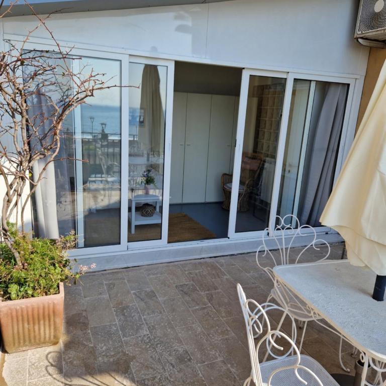 Il Ponentino - Camera Quadrupla Superior con Balcone, Vista Mare e Bagno Privato Esterno - 4