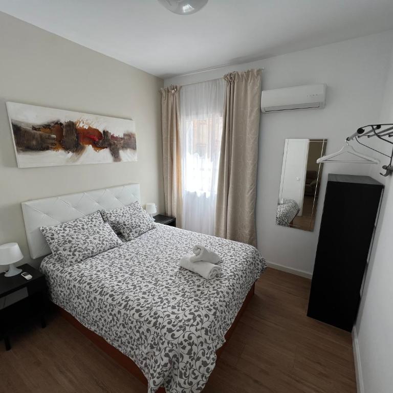 GENUAR APARTMENTS 3 Bedroom close to beach - Apartamento - 3