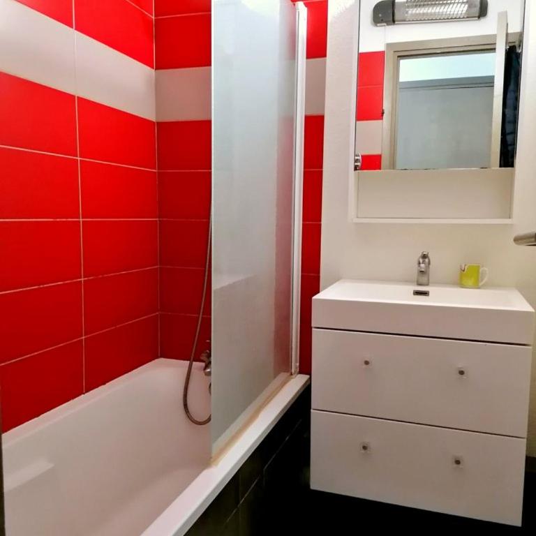 Domaine de la Coudoulière, Calme, sans vis à vis, proche mer, piscine - Apartamento de 1 dormitorio - 13