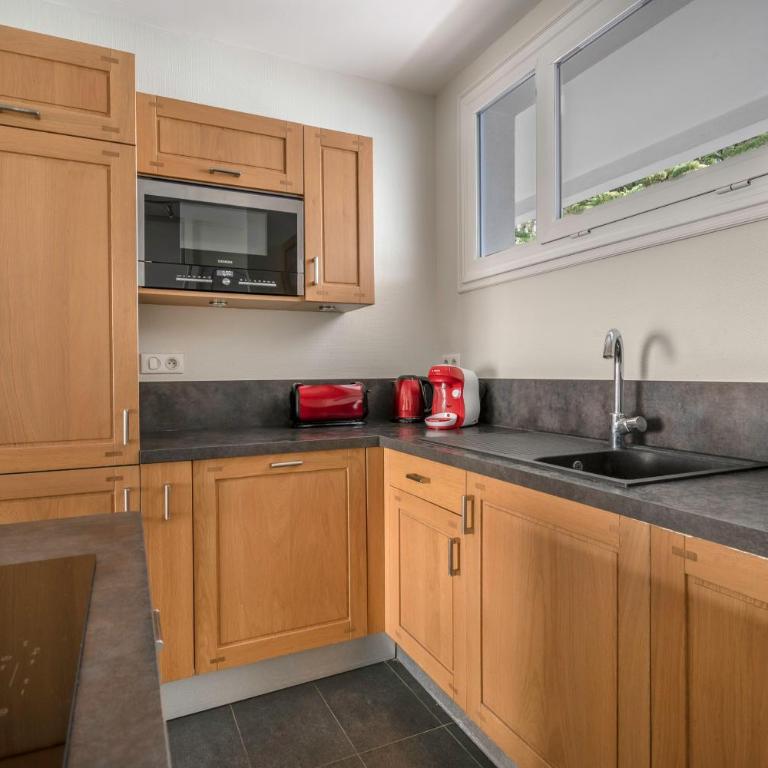 Appart 4 adultes 2 enfants - Accès plage direct - Apartment - 10