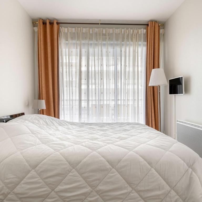 Appart 4 adultes 2 enfants - Accès plage direct - Apartment - 12