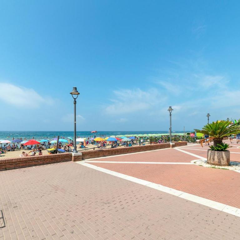 Nice Apartment In Follonica With Wifi - Appartamento con 1 Camera da Letto - 15