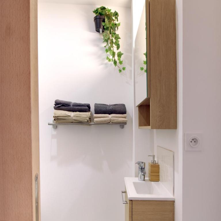 Les studios de la Villa Jules Verne - One-Bedroom Apartment - 11
