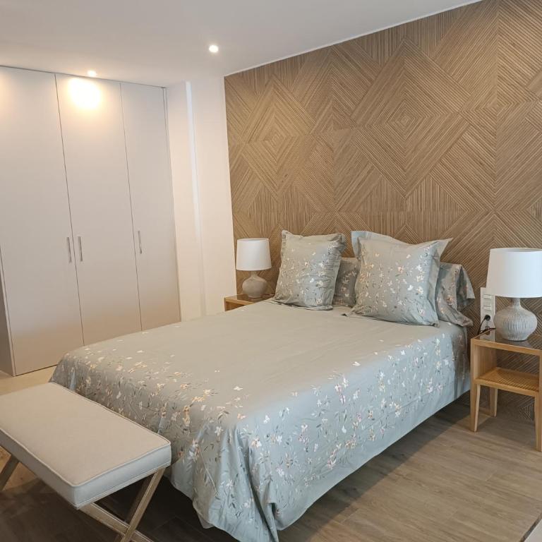 Rooms & Suites Loft 2F - Central Arrecife, Lanzarote - Free Parking - Deluxe King Studio - 1