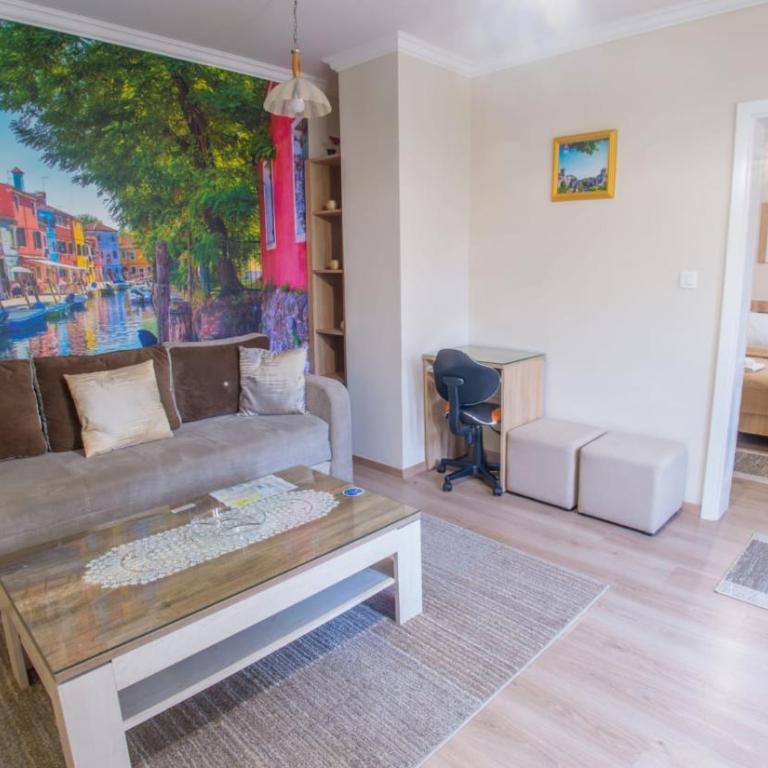 Casa-Naro - One-Bedroom Apartment - 2