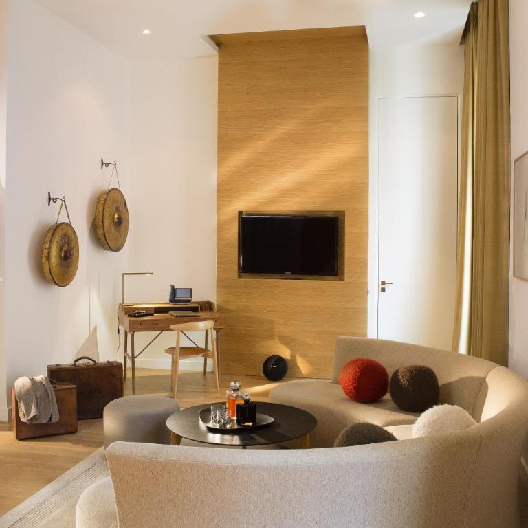 Hotel Marignan Champs-Elysées - Suite Prestige - 3
