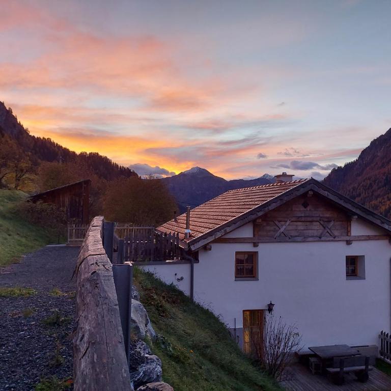 Haus Edelweiss Alpine Chalet near Samnaun - Ferienhaus - 58