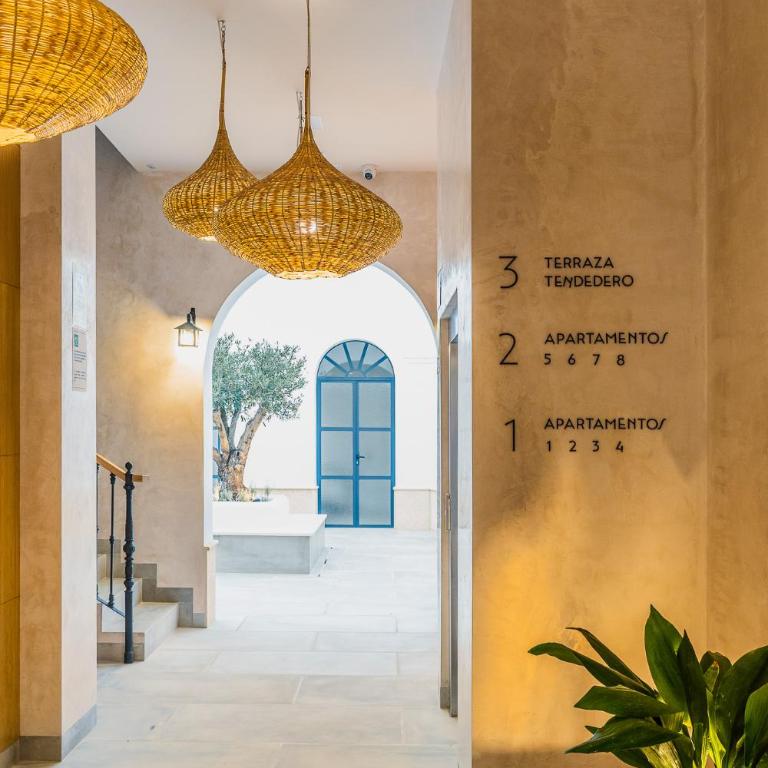 CASA DE LA VEGA SUITES - Suite con balcón - 11