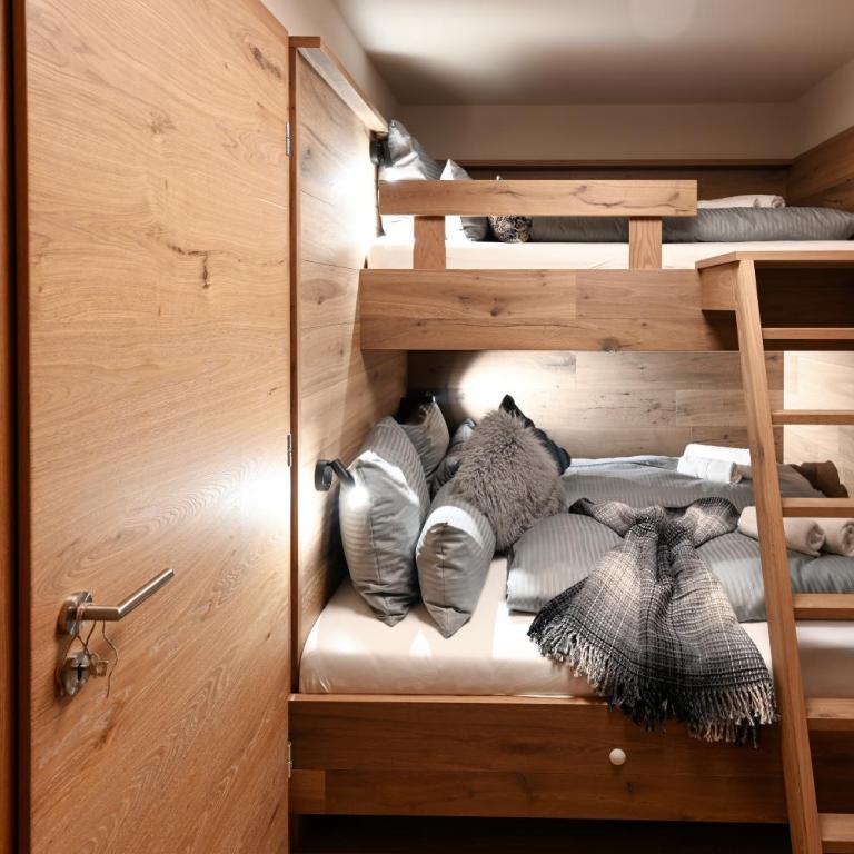 Boutique ChaletS Alpi mit Sauna & Kino - Haus mit 5 Schlafzimmern, Sauna und Kinoraum (rot) - 21