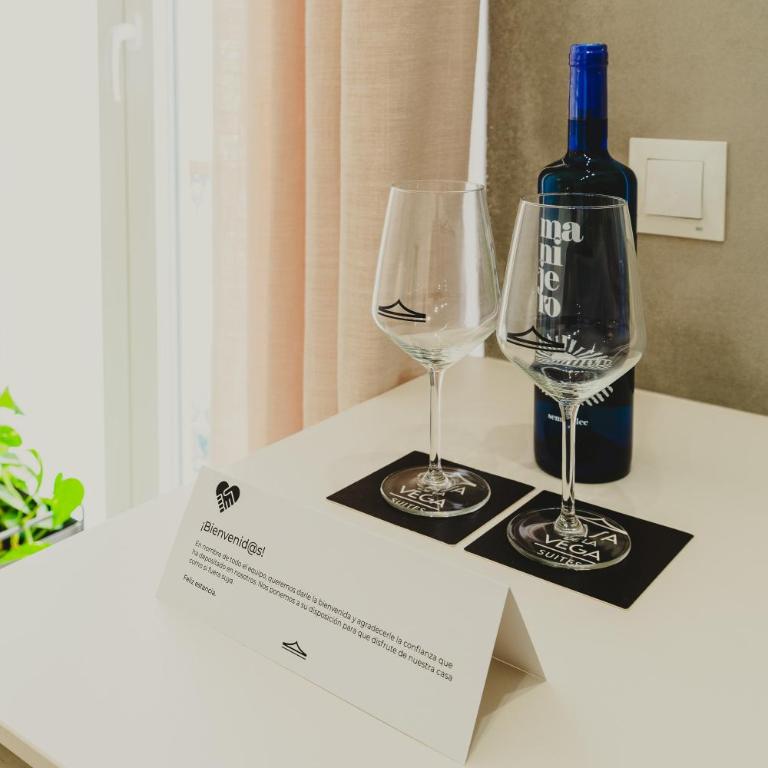 CASA DE LA VEGA SUITES - Suite con balcón - 5