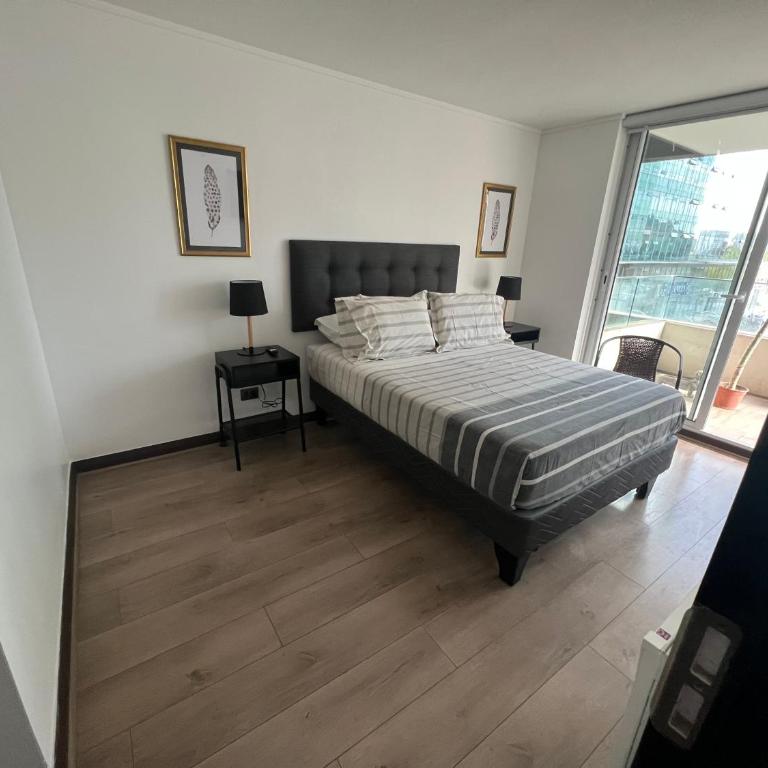 28 Metros costado Clinica las Condes ,hasta 5 personas - Apartamento de 2 dormitorios - 1
