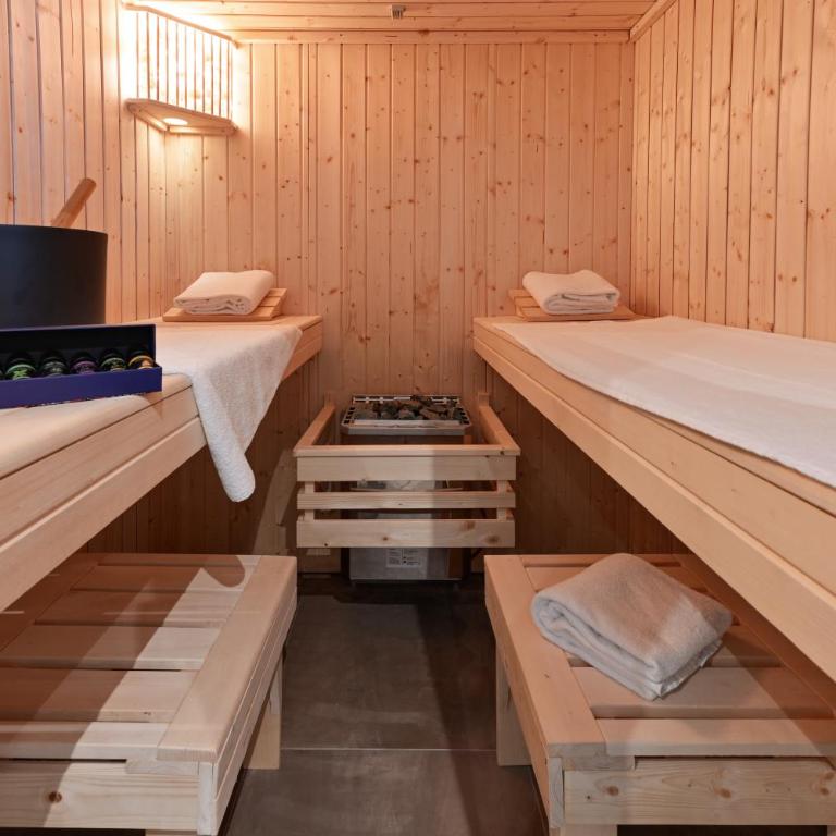 Boutique ChaletS Alpi mit Sauna & Kino - Haus mit 5 Schlafzimmern, Sauna und Kinoraum (rot) - 38