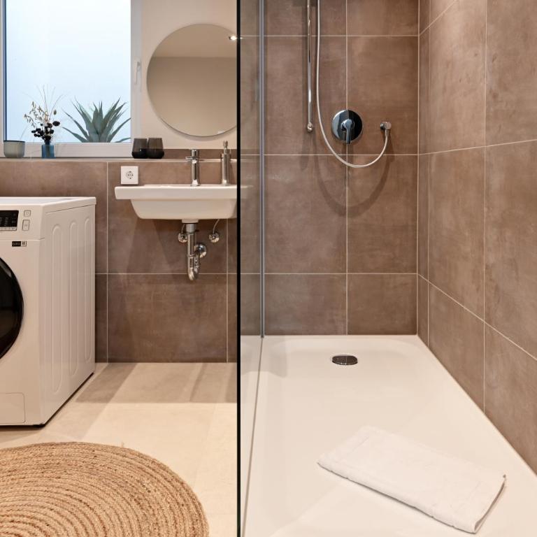 Boutique ChaletS Alpi mit Sauna & Kino - Haus mit 5 Schlafzimmern, Sauna und Kinoraum (rot) - 20