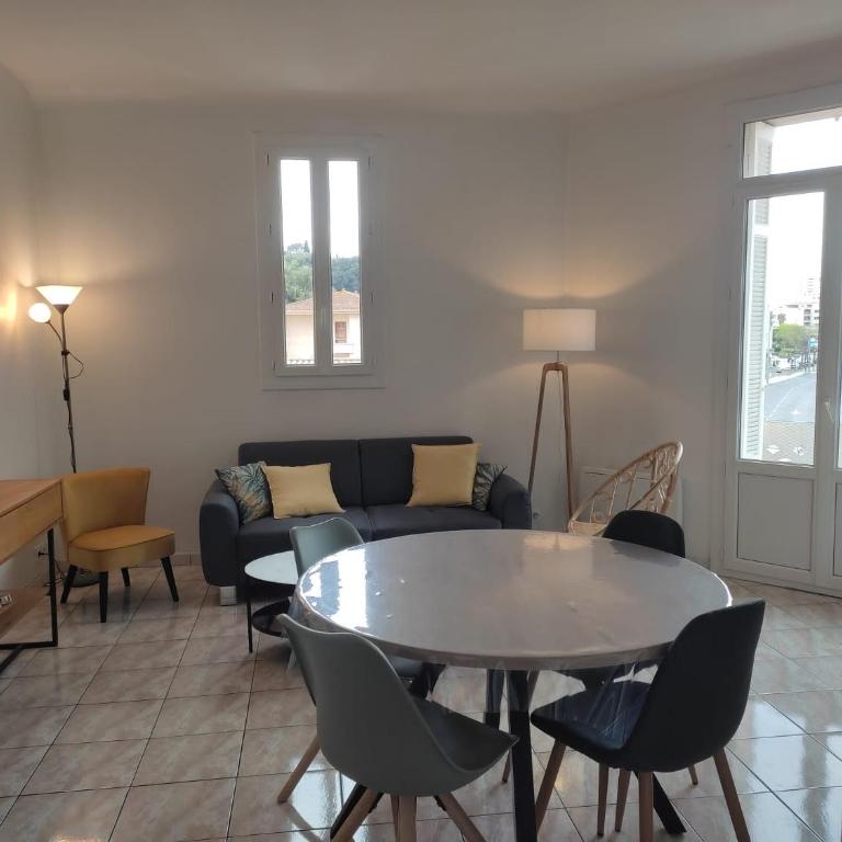 F3 moderne proche marché et mer - Appartement 2 Chambres - 1