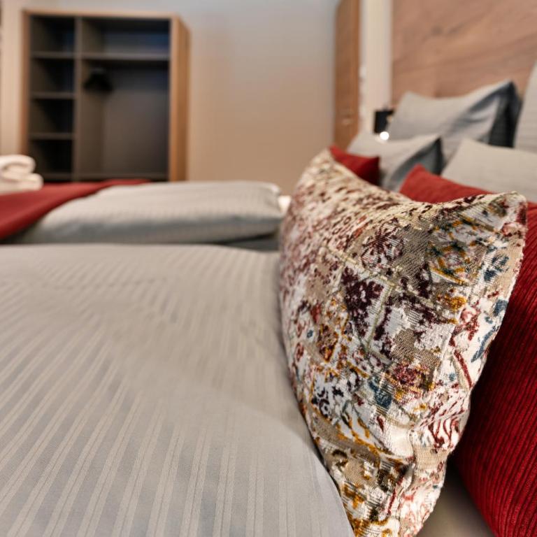 Boutique ChaletS Alpi mit Sauna & Kino - Haus mit 5 Schlafzimmern, Sauna und Kinoraum (rot) - 46