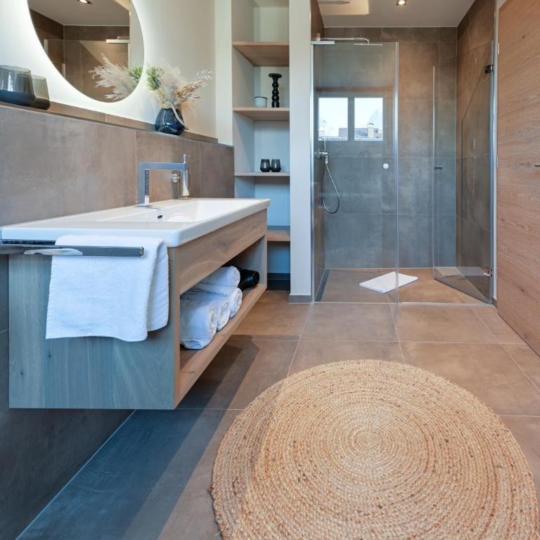 Boutique ChaletS Alpi mit Sauna & Kino - Haus mit 5 Schlafzimmern, Sauna und Kinoraum (rot) - 47