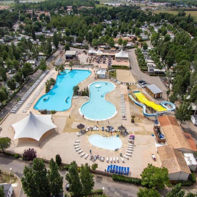 Mobilhome Vias plage dans Camping - Bungalow 3 Chambres - 6