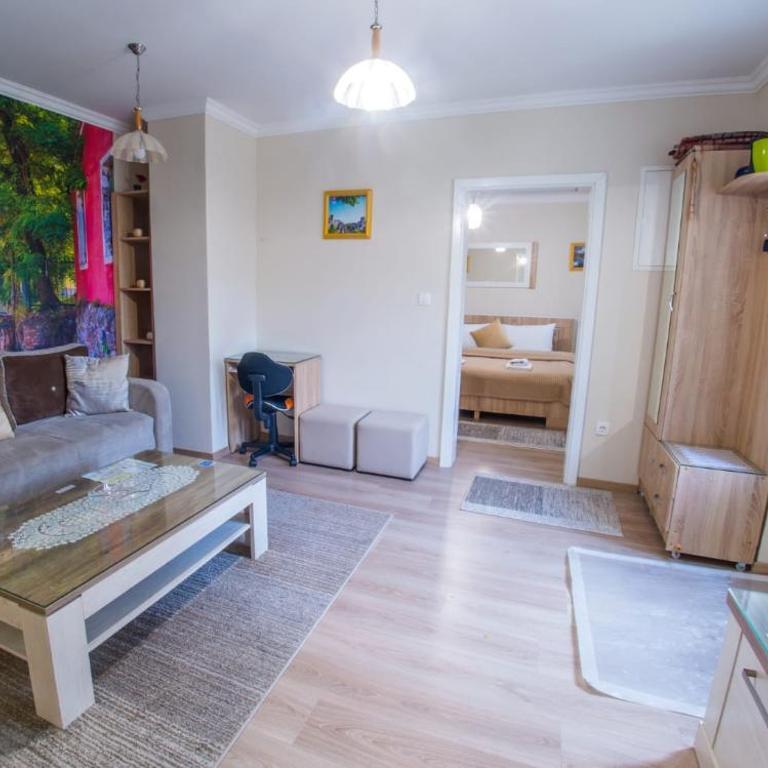 Casa-Naro - One-Bedroom Apartment - 4