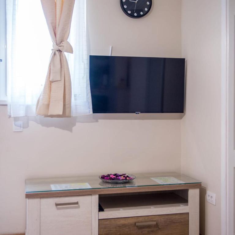 Casa-Naro - One-Bedroom Apartment - 6