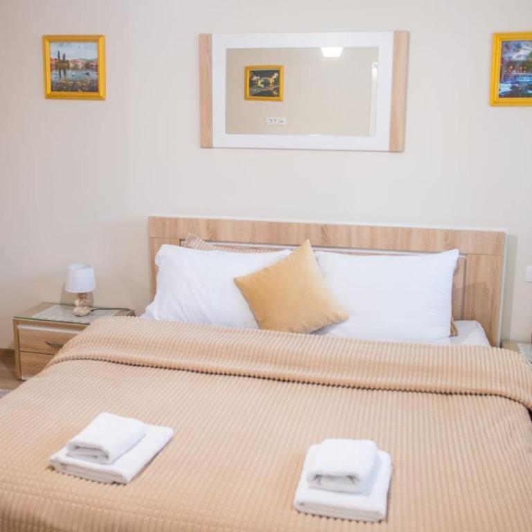 Casa-Naro - One-Bedroom Apartment - 10