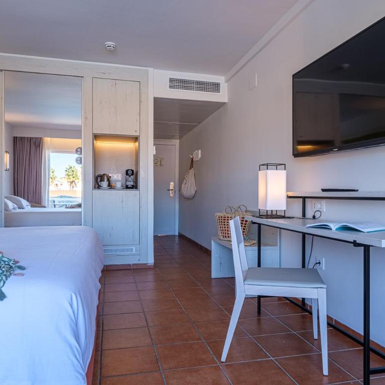 Oassium Hotel - Adults Only - Twin Room - 3