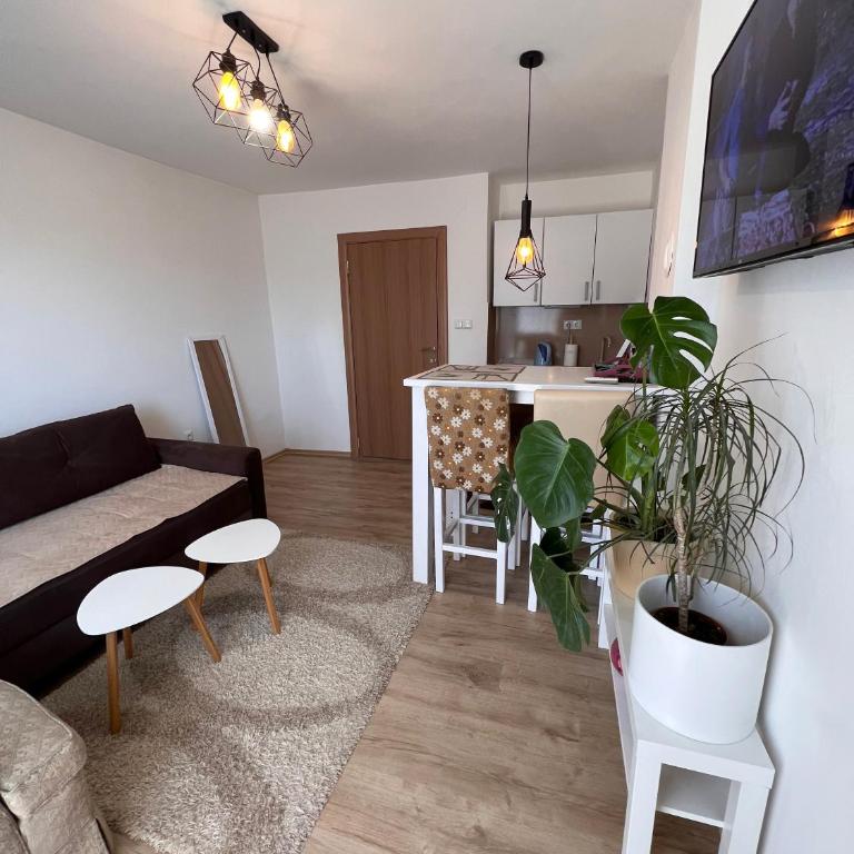 GH Moonlight - Apartman sa Terasom - 3