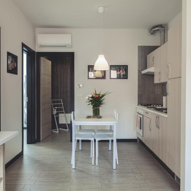 Appartamenti Borghetto Panigale - Bungalow con 2 Camere da Letto - 10